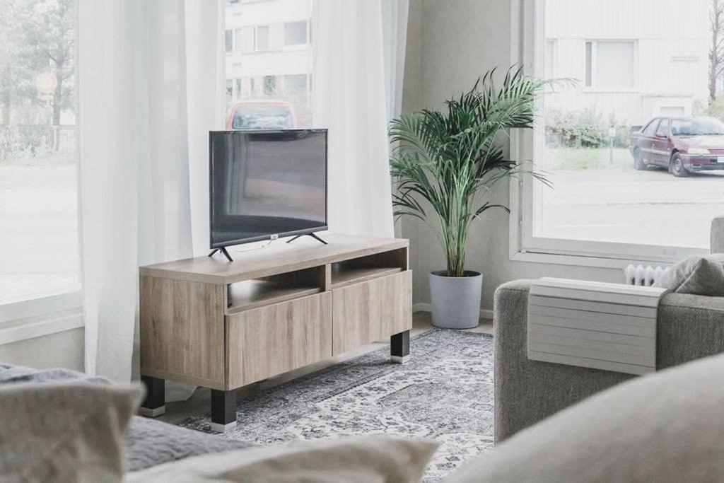 Beautiful New Studio Apartment Nearby The Center トゥルク エクステリア 写真